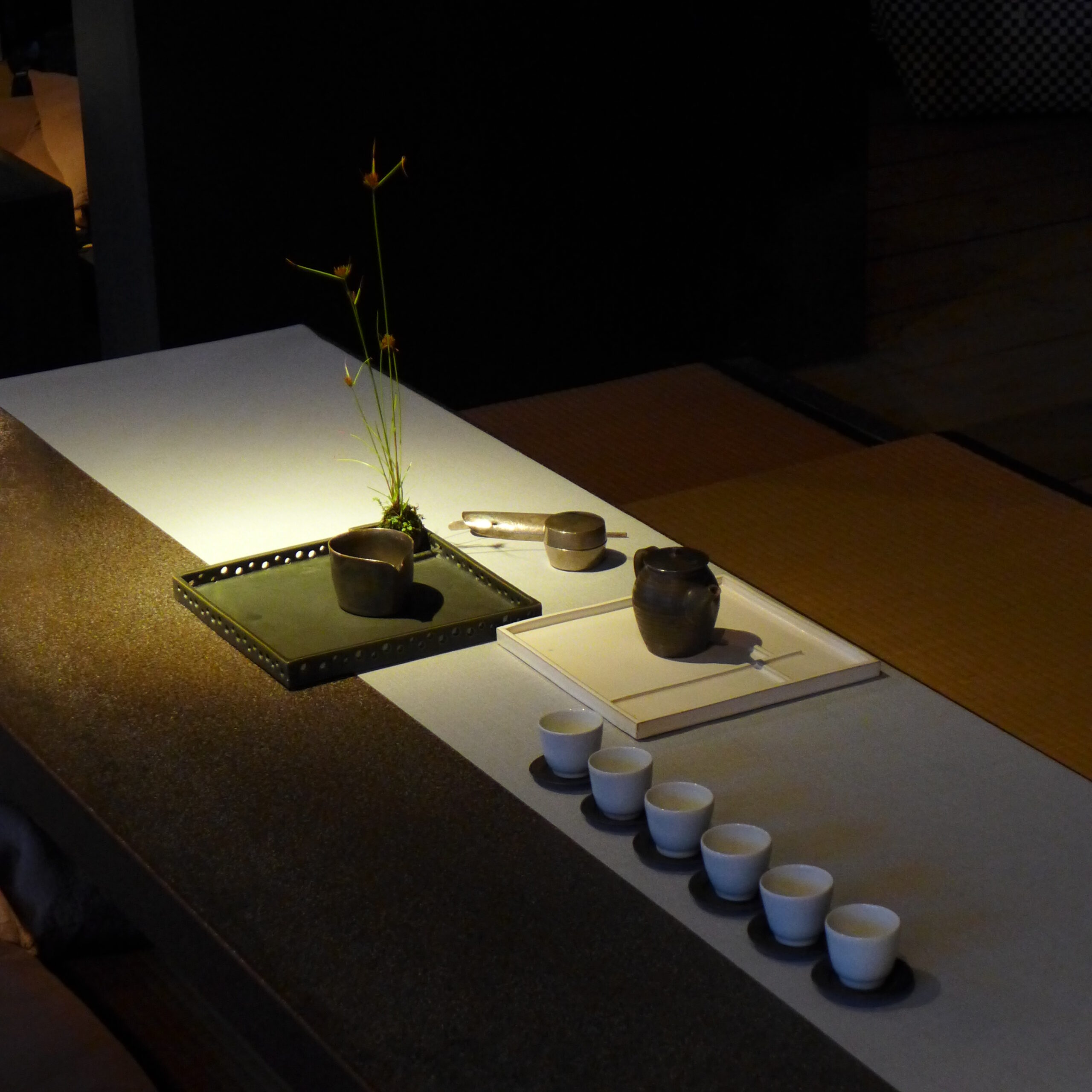 現代茶藝可在茶席的設計上發揮創意 圖｜余舜德
