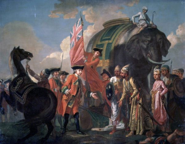 這幅畫描繪 1757 年的普拉西戰役（Battle of Plassey）。陸軍少將羅伯特克萊芙（Robert Clive）帶領英屬東印度公司軍隊，擊敗由法國支持的孟加拉王公。該戰役讓英國在孟加拉建立霸權，逐步清除法國在印度的勢力。 圖｜Wikimedia