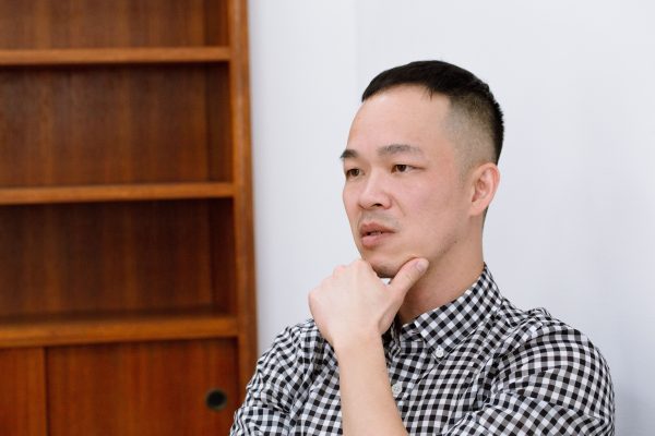 卓牧融表示，Screenomics 記錄到的手機螢幕擷圖存放在有層層管控的實驗室內，從加密連線到閱覽申請都有嚴格限制，確保受試者的個資獲得妥善保護。 圖｜研之有物